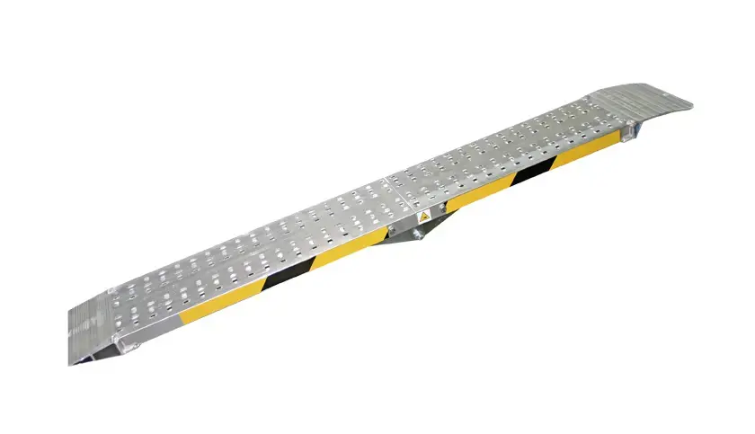 Foldable Leightweight ramps 02.webp