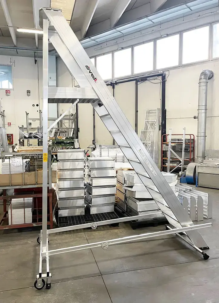 CastelanaMAXI_factory.webp