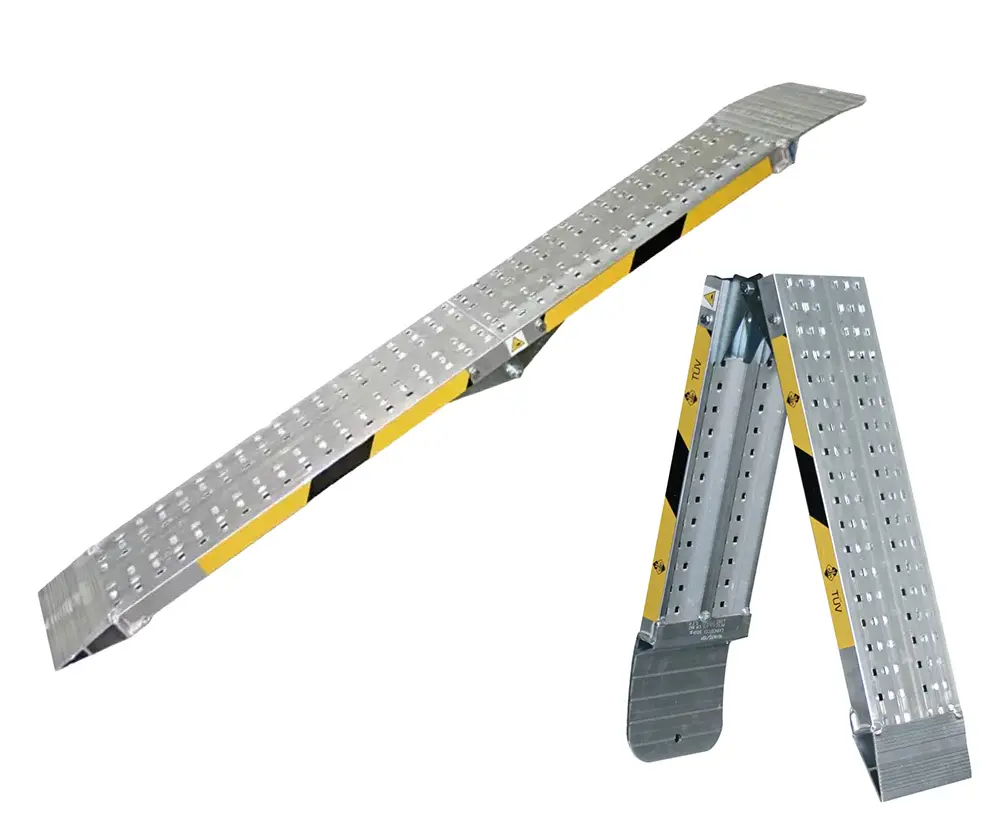 [RLPIEGHEVOLE15] Opvouwbare aluminium oprijplaten voor eenvoudig transport en opslag (RLPIEGHEVOLE15 | L: 150 cm | Max. 389 kg)